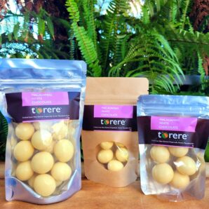 Macadamias – White Chocolate